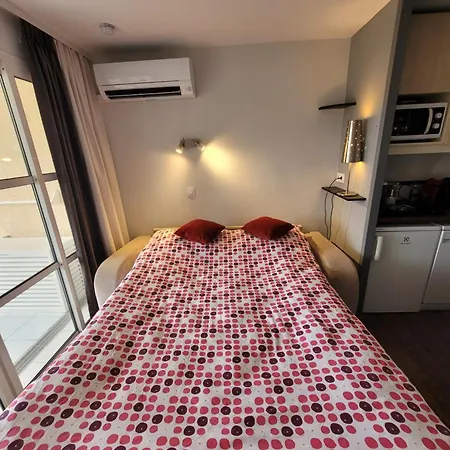 La Perle Blanche Apartment