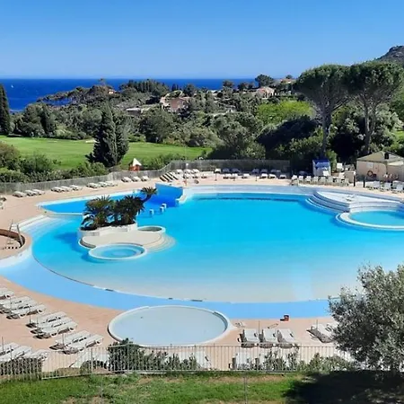 La * Saint-Raphael (Var)